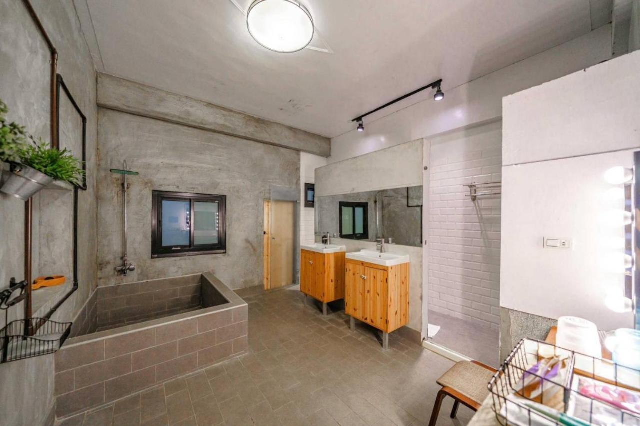 Hotel Tainan Little Day Esterno foto
